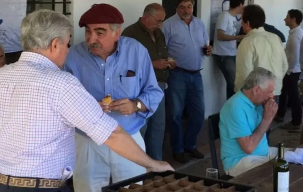Se mudaron buscando un cambio de vida y murieron intoxicados el primer día en la nueva casa
