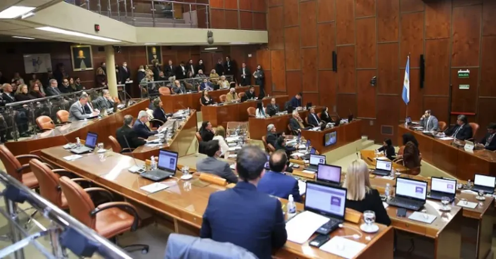 La oposición también presentó un pedido de informes por la OSP