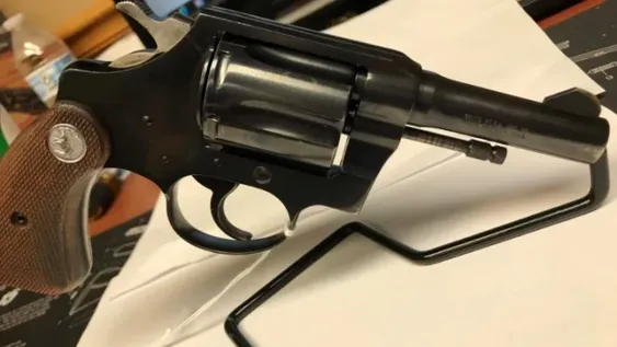 Lo condenaron a casi 5 años por intentar robar con un menor y dispararle a un hombre