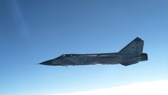 tension en europa: cazas de finlandia y suecia interceptaron aviones de guerra rusos en el baltico
