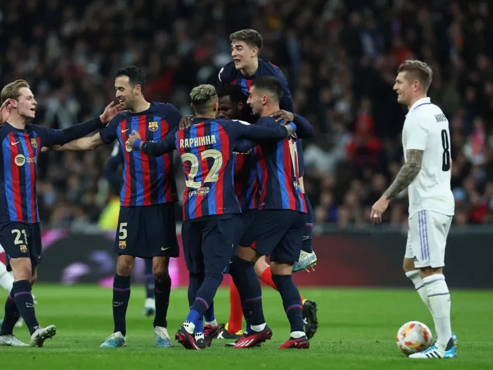 Barcelona derrotó a Real Madrid, de visitante, en partido de ida de semifinales de Copa del Rey