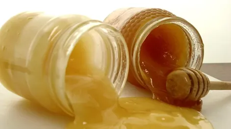 La ANMAT prohibió un café molido, una miel y un snack de frutos secos