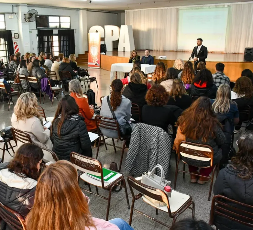 CAPACITADOS. Los gabinetistas se capacitaron con Salud sobre la prevención del suicidio en el ámbito educativo.