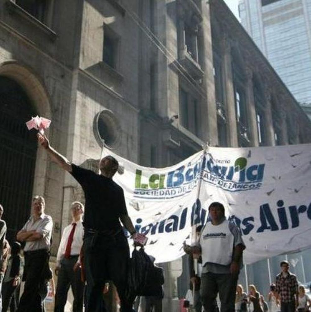 Los bancarios van a paro.