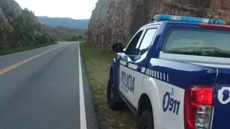 Grave accidente en el Camino de las Altas Cumbres: un auto chocó a una moto y murió una niña