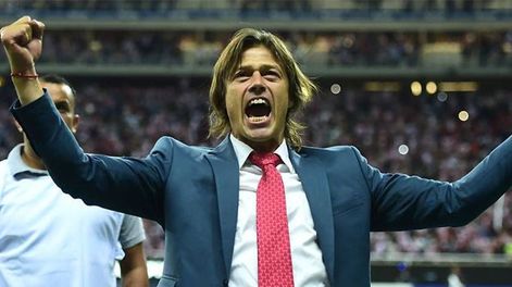 Irreconocible: ¡se rapó Matías Almeyda!