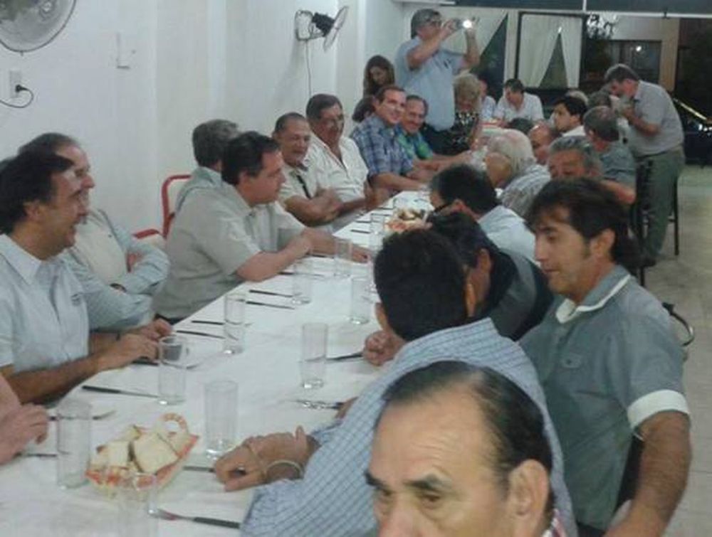 Interés massista por el bloquismo opositor