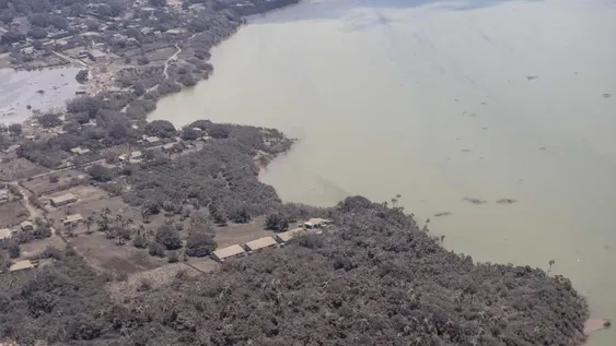 Afirman que la erupción volcánica en Tonga causó un “desastre sin precedentes”