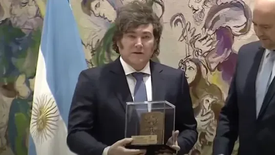 Cristina presa: Milei dijo que “la Justicia independiente hizo lo que tenía que hacer”