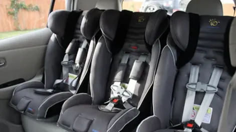 Entregarán sillas infantiles de vehículos gratis a quienes viajen a la Costa