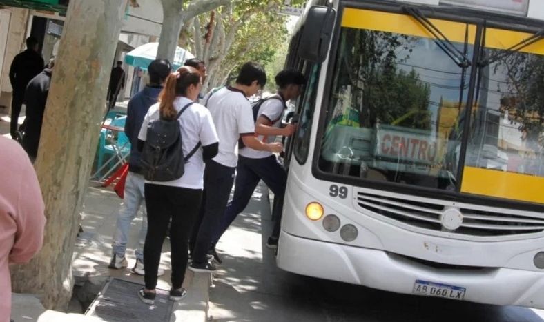 El 18 de febrero vuelve el boleto escolar y docente gratuito.