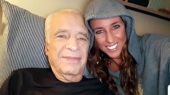 Nació Emilio, el hijo de Alberto Cormillot y Estefanía Pasquini