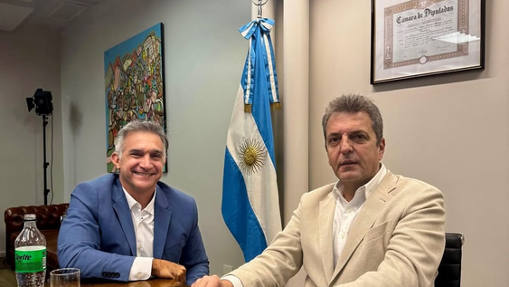 Franco Aranda reunido con Sergio Massa.