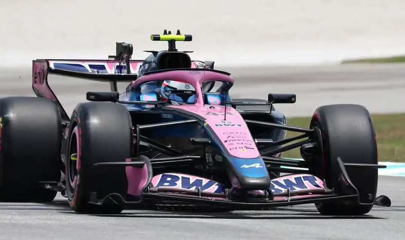 Franco Colapinto fue 13º en el Gran Premio de Bahréin en Malasia de Fórmula 1, que ganó Max Verstappen