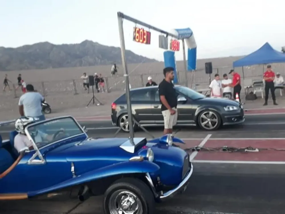Miles de aficionados disfrutaron de una competición de picadas automovilísticas en el Villicum