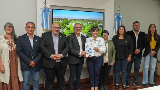 Tras un cuerdo entre el municipio de Chimbas y la UNSJ se dictará la Diplomatura Universitaria en Deporte y Gestión de Entidades Deportivas en este departamento.