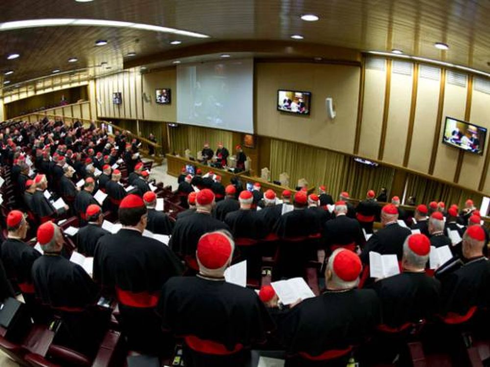 Cerró la primera reunión por la sucesión de Benedicto XVI
