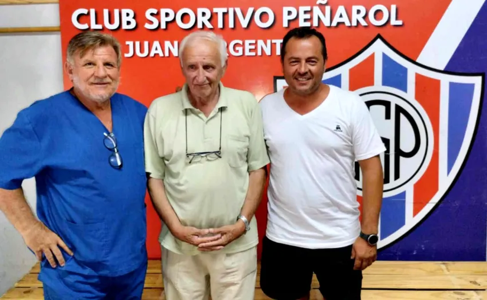 Jorge Babsia, en el centro, integró el Triunvirato hace unos años y ahora asumió como presidente de Peñarol.&nbsp;