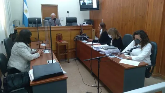 Su sobrina de 14 años se quedó en su casa tras un cumpleaños y la violó, le dan 8 años