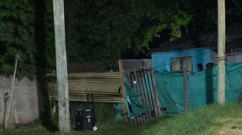 Macabro hallazgo: un niño de 12 años encontró enterrada a su madre en el patio de su casa