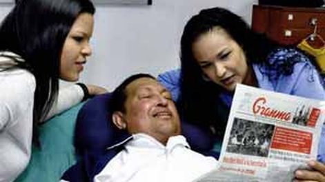 Venezuela difundió fotos de Chávez internado en Cuba