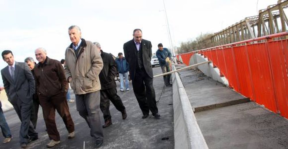En un año la ruta que une  Iglesia-Las Flores, a nuevo