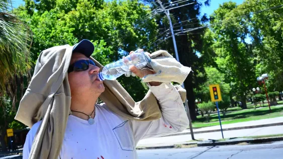 San Juan arde en octubre: el termómetro trepó hasta los 39º y superó lo pronosticado