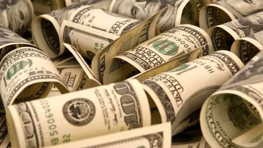 El dólar blue tuvo una suba de 2 pesos