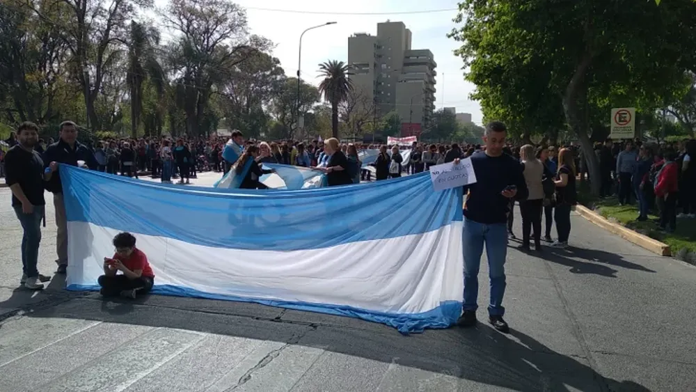 Definieron la forma y la fecha en la que se realizarán los actos de cambio de bandera y egreso
