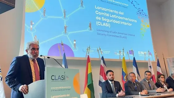 Aníbal Fernández agita el clima de tensión en la interna oficialista