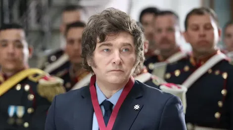 Milei habló de “flexibilizar normas” para que “nadie los persiga por utilizar los dólares del colchón”