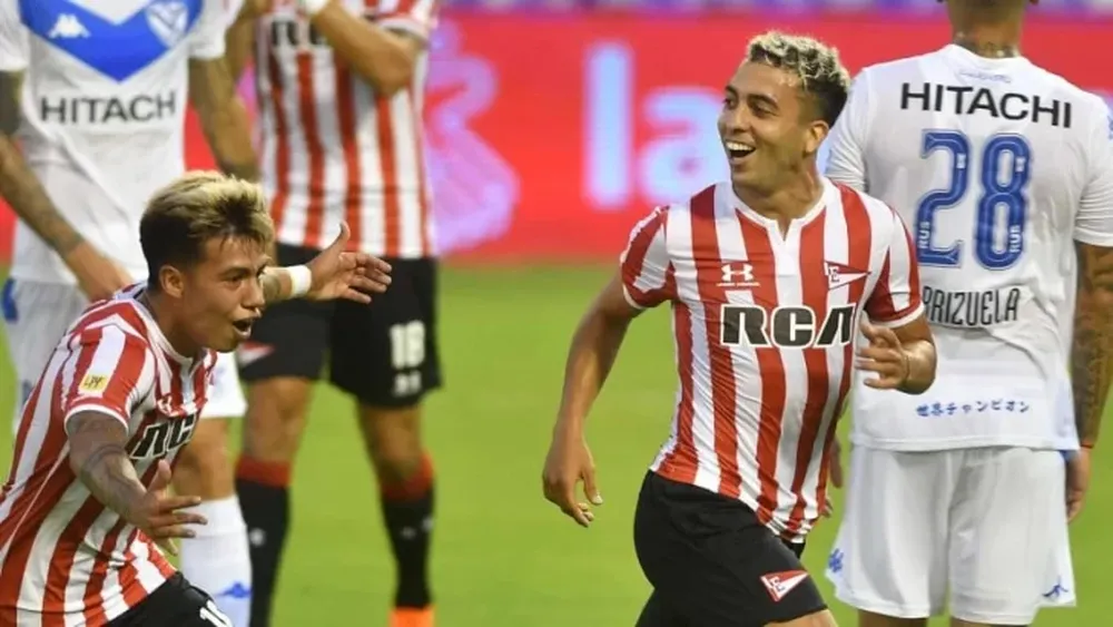 Estudiantes frustró a Vélez y cortó la mala racha