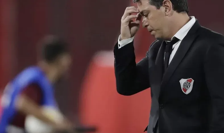 Soluciones. Gallardo rearmó todo en River pero la caída no se detiene. Se vienen días de furia en el Millonario.