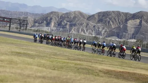 Las mejores fotos de la carrera de los Elite en el Argentino de Ruta