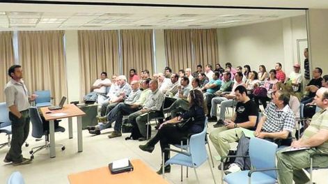 Senasa realizó curso taller de apicultura y polinización