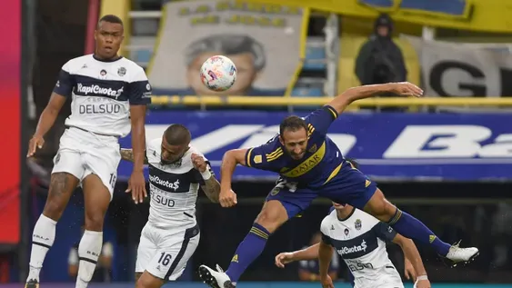 Cardona salvó las papas del campeón
