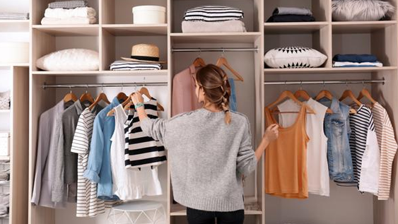 Cambia la temporada, cambia el placard: los trucos para hacerlo bien y rápido