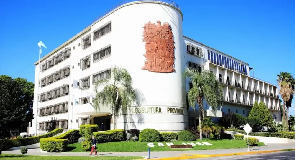 “Vacaciones en la Legislatura Provincial”