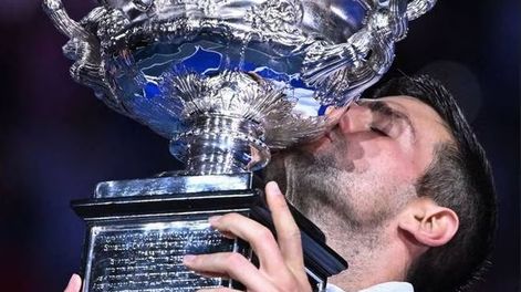 Djokovic ganó el Australian Open, vuelve a ser Nº1 del mundo e igualó un récord de Nadal