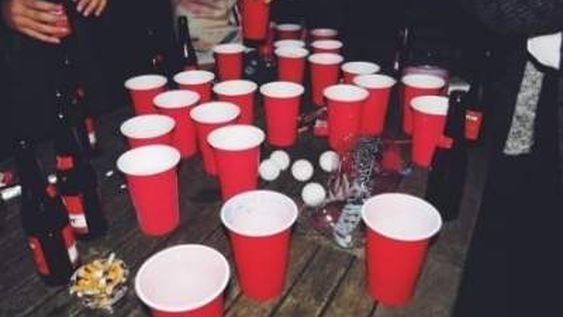 Una chica de 15 años, internada por intoxicarse con alcohol y marihuana