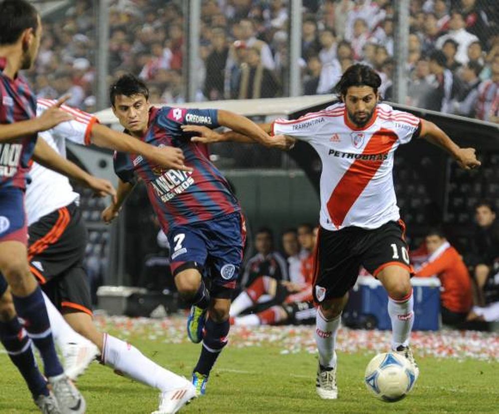 River sigue a paso firme