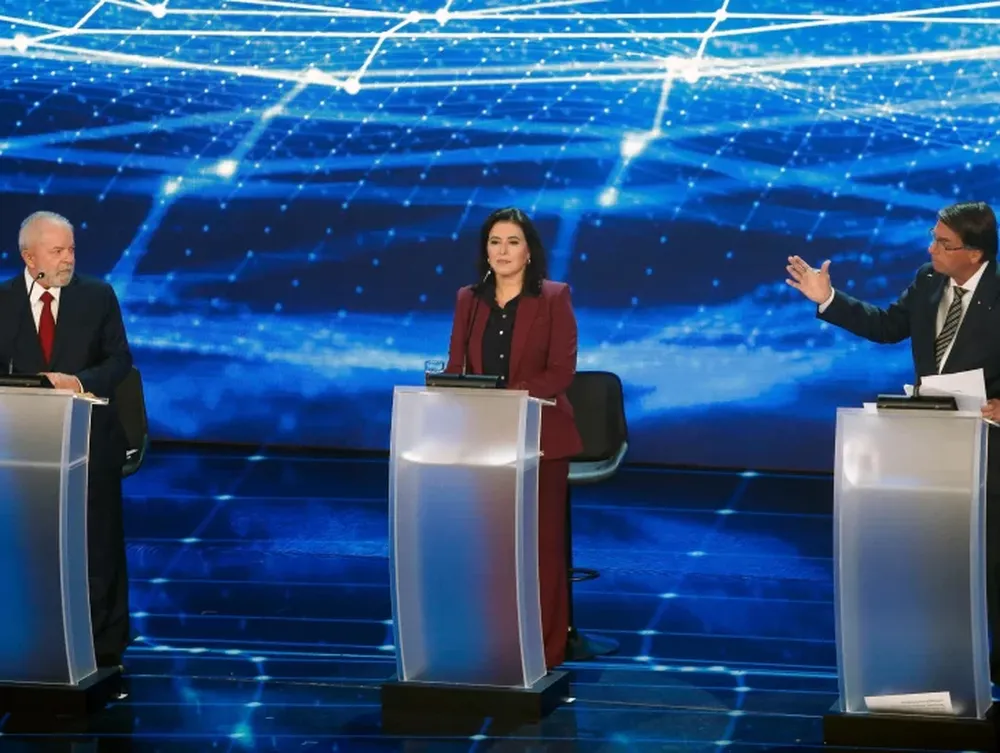 Fuertes cruces entre Bolsonaro y Lula durante el primer debate presidencial