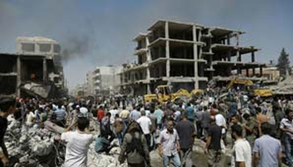 Ya hay 44 muertos por un atentado en el límite entre Siria y Turquía