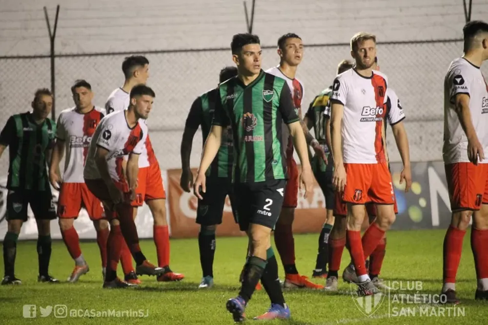 Una renovación y una baja sensible en el plantel de San Martín