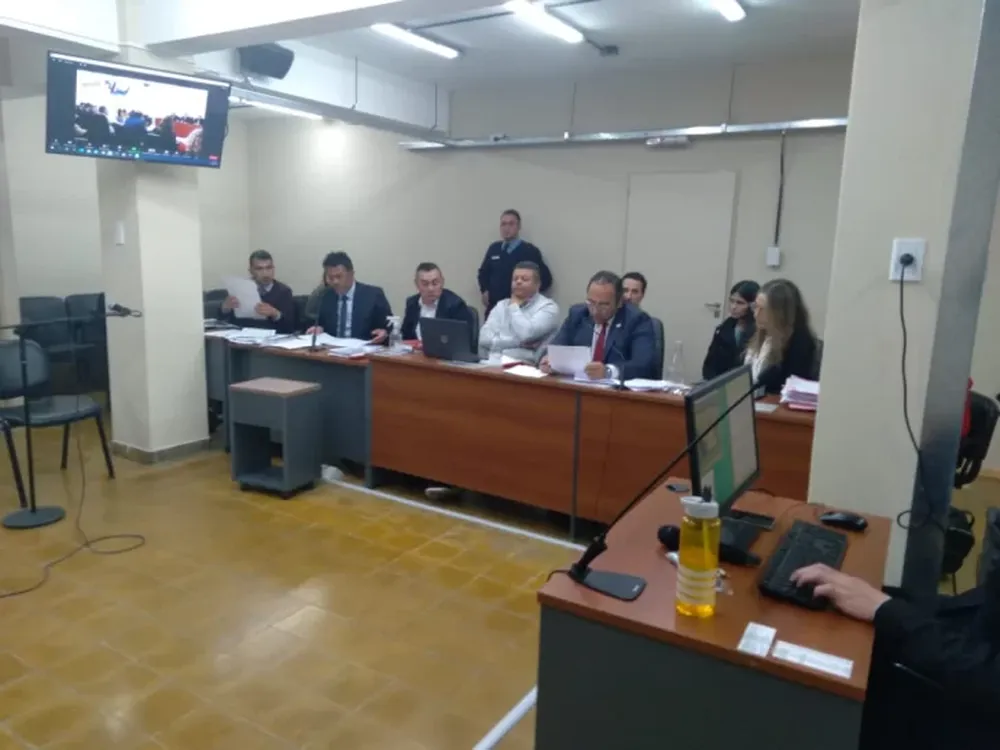 Declaran culpables y van presos la madre y los 3 sujetos que corrompieron a una menor de edad