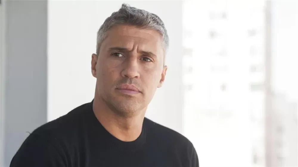 “La Bombonera tiene mal olor y se mueve porque está mal hecha”, la crítica de Crespo