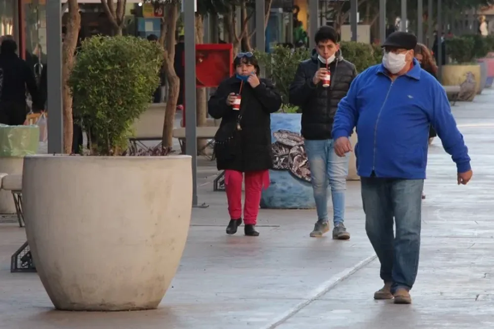Viernes feriado con máxima de 15 grados y el cielo algo nublado