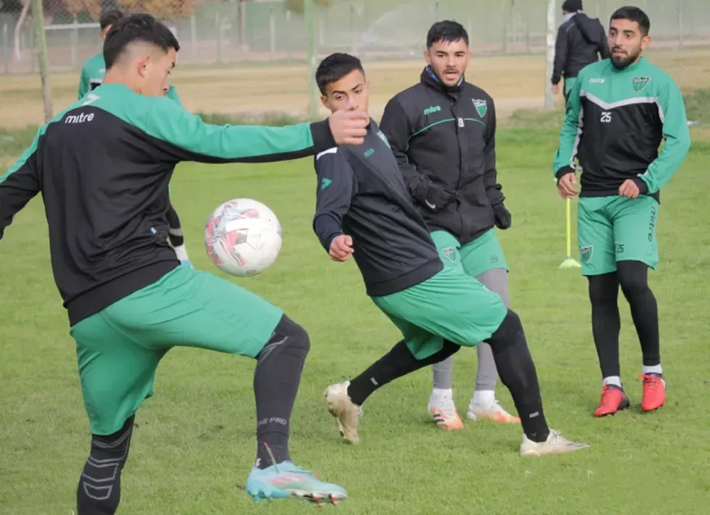 San Martín espera para elegir