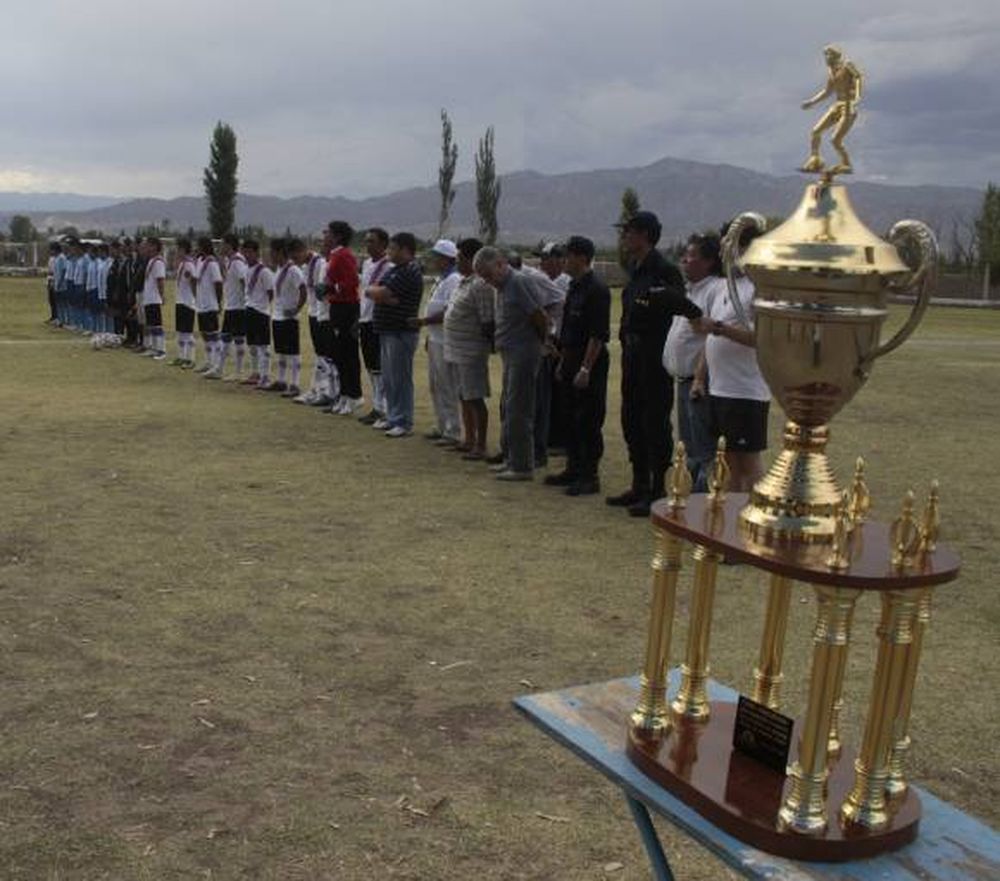 Cortó, sencillo y a jugar
