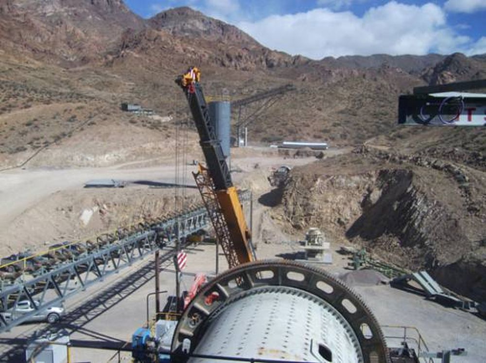 Casposo: Desarrollo subterráneo